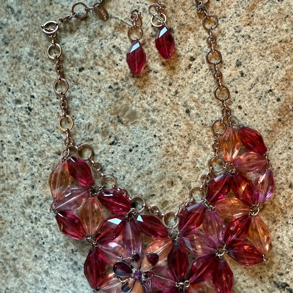 Elegant Pink and Peach Crystal Necklace and Earring Set in Rose Gold 2028